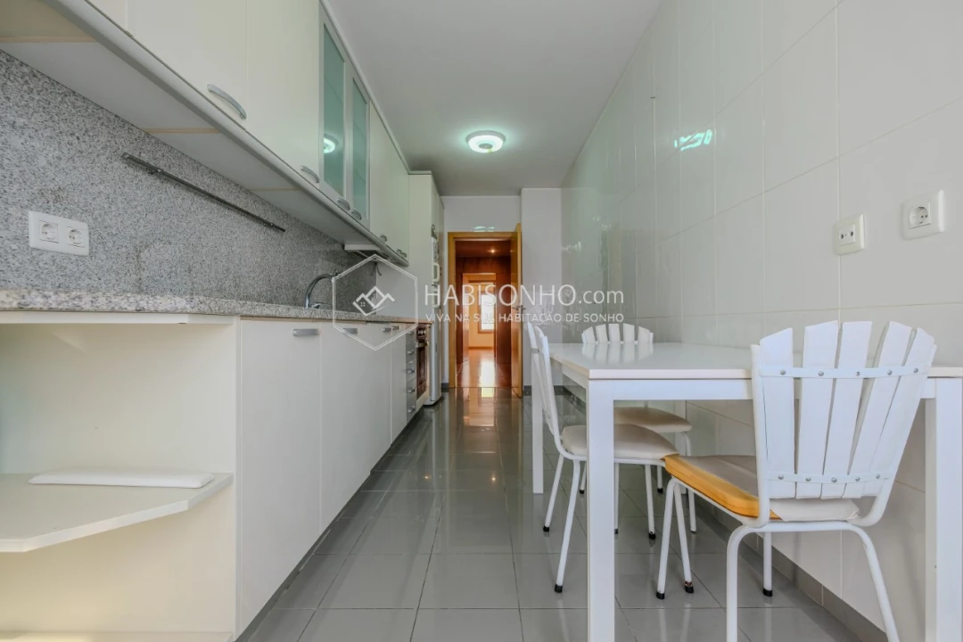 Apartamento T3 para Venda em Campanhã Foto 7