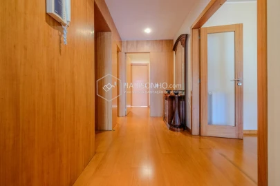 Apartamento T3 para Venda em Campanhã