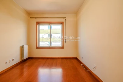 Apartamento T3 para Venda em Campanhã