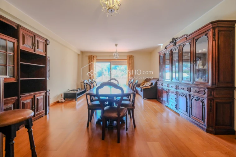 Apartamento T3 para Venda em Campanhã Foto 2