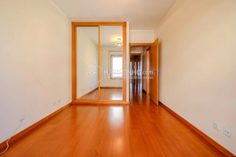 Apartamento T3 para Venda em Campanhã Foto 21