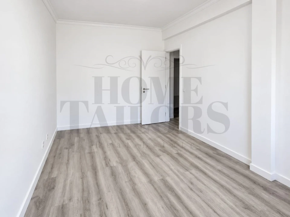 Apartamento T3 para Venda em Quinta do Conde Foto 8