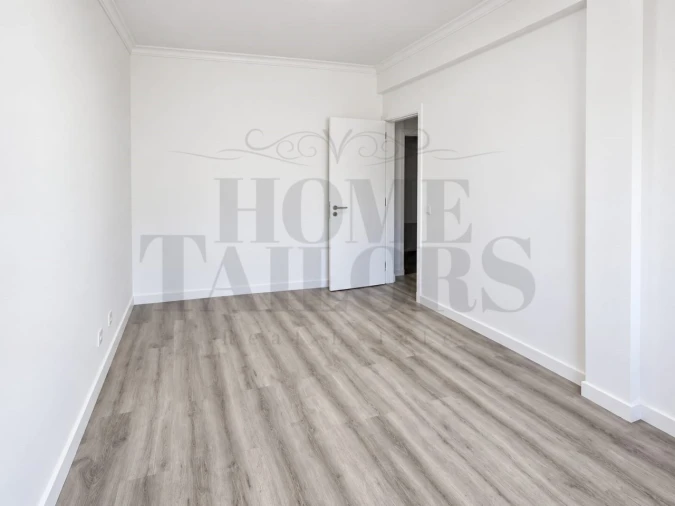 Apartamento T3 para Venda em Quinta do Conde Foto 8