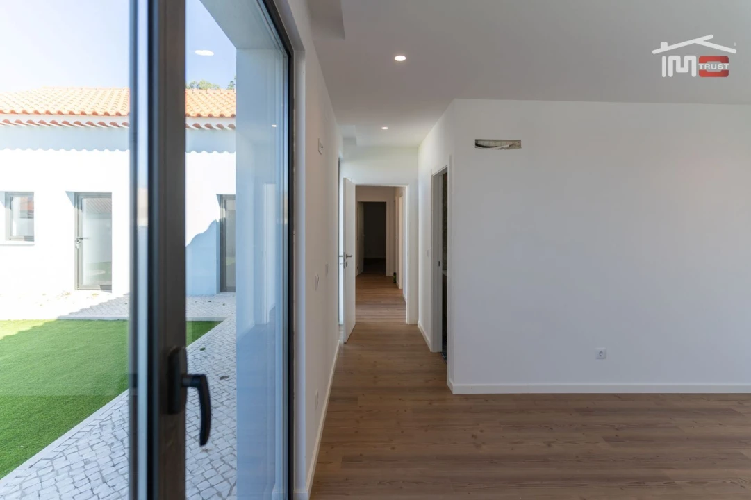 Moradia T3 para Venda em São Mamede Foto 25