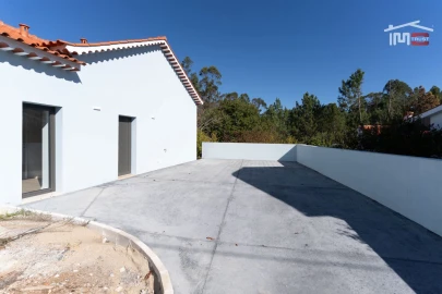 Moradia T3 para Venda em São Mamede