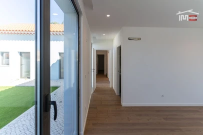 Moradia T3 para Venda em São Mamede
