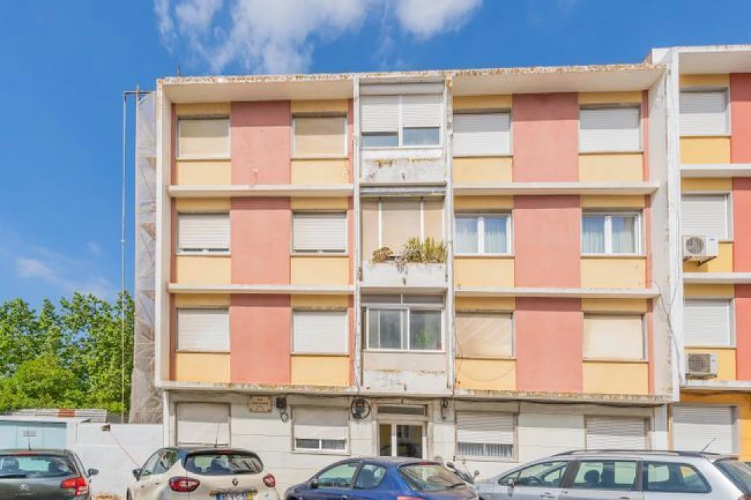 Apartamento T2 para Venda em Beato Foto 12