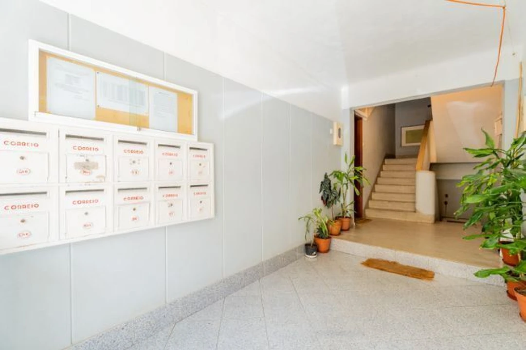 Apartamento T2 para Venda em Beato Foto 13