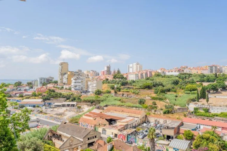 Apartamento T2 para Venda em Beato Foto 11
