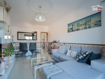 Apartamento T2 para Venda em Queluz e Belas
