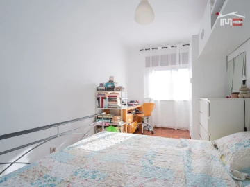 Apartamento T2 para Venda em Queluz e Belas