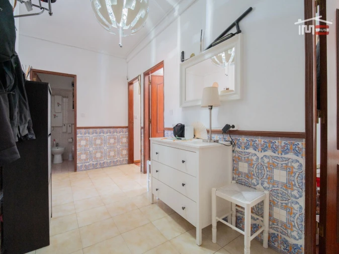 Apartamento T2 para Venda em Queluz e Belas Foto 14
