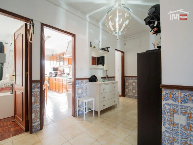Apartamento T2 para Venda em Queluz e Belas Foto 28