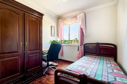 Apartamento T3 para Venda em Olivais