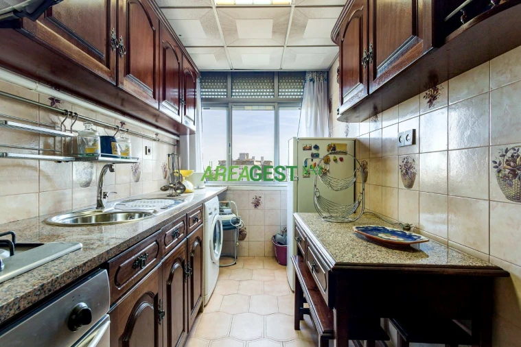 Apartamento T3 para Venda em Olivais Foto 8