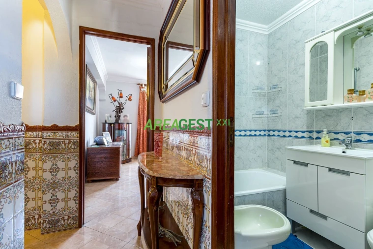 Apartamento T3 para Venda em Olivais Foto 16