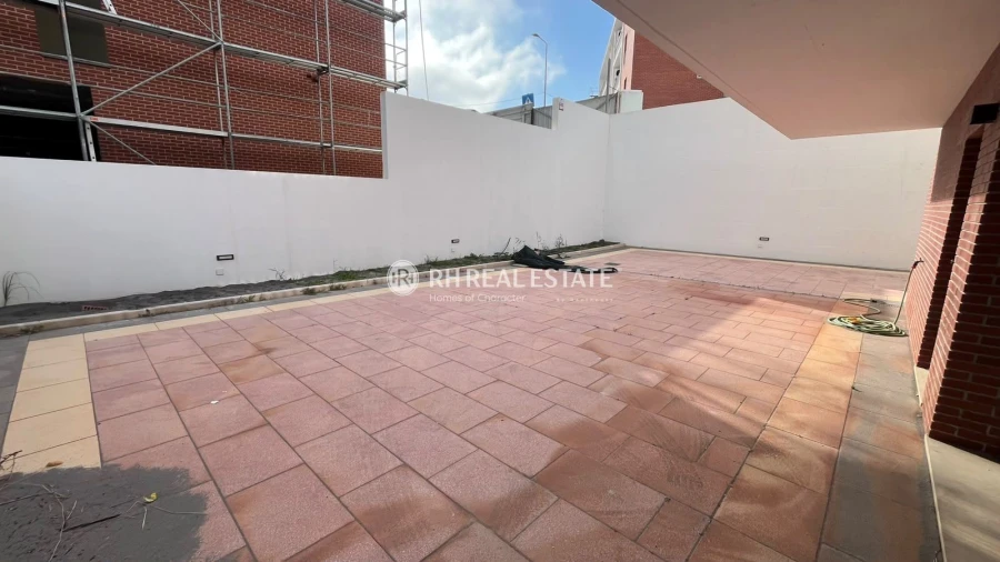 Moradia T4 para Venda em Tavarede Foto 16