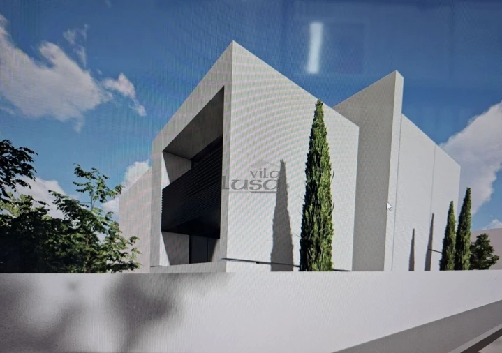 Moradia T3 para Venda em Fânzeres e São Pedro da Cova Foto 3
