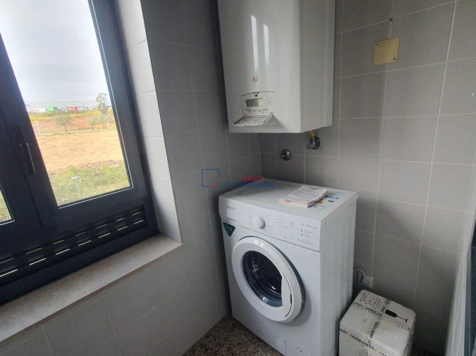 Apartamento T3 para Venda em Oliveira do Douro Foto 7