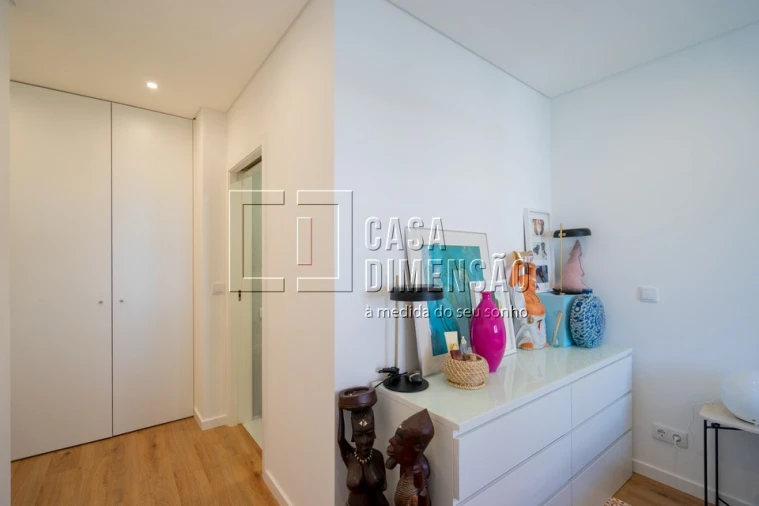 Apartamento T2 para Venda em Carnaxide e Queijas Foto 34