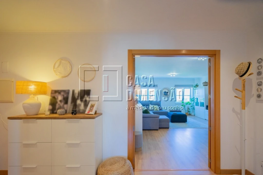 Apartamento T3 para Venda em Carnaxide e Queijas Foto 5