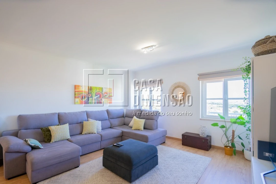 Apartamento T3 para Venda em Carnaxide e Queijas Foto 12