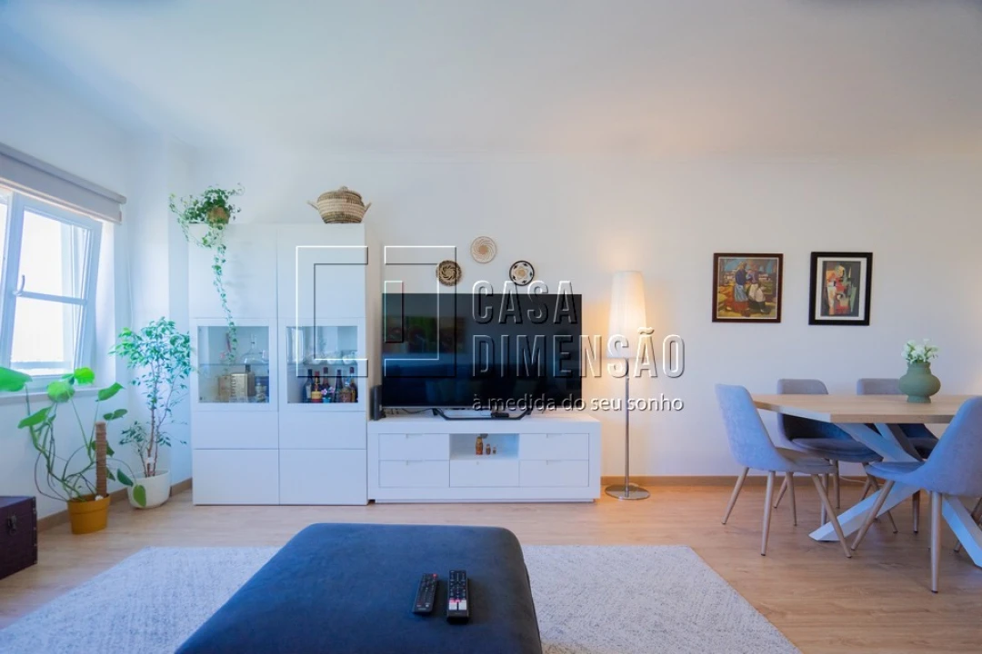 Apartamento T3 para Venda em Carnaxide e Queijas Foto 17