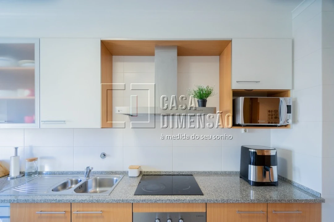 Apartamento T3 para Venda em Carnaxide e Queijas Foto 26