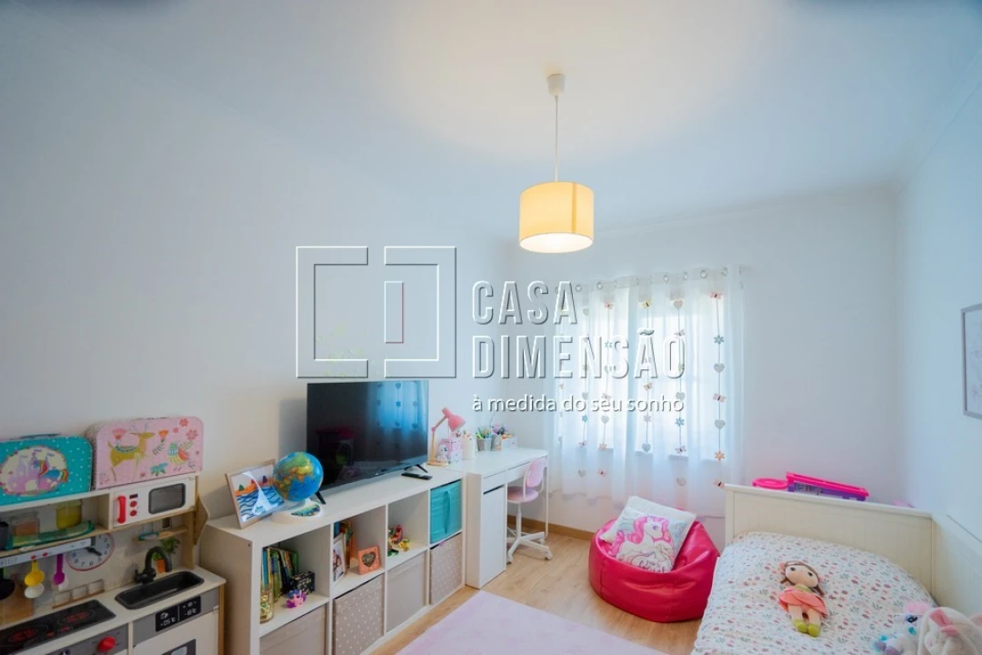 Apartamento T3 para Venda em Carnaxide e Queijas Foto 41
