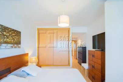 Apartamento T3 para Venda em Carnaxide e Queijas