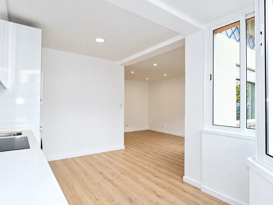 Apartamento T3 para Venda em Venteira Foto 3