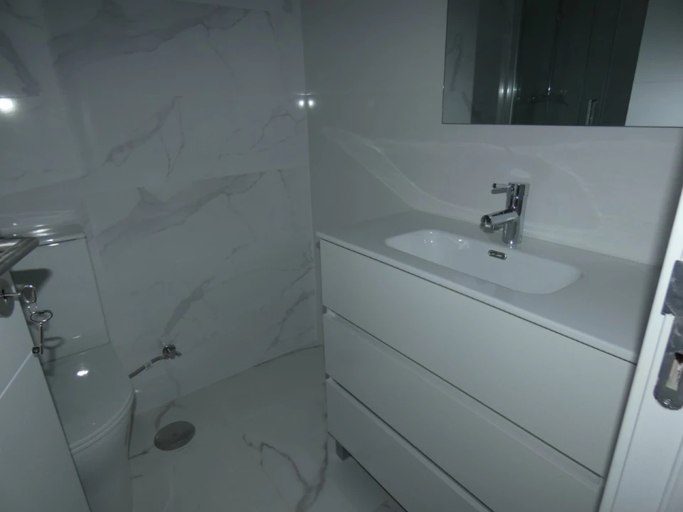 Apartamento T3 para Venda em Venteira Foto 18