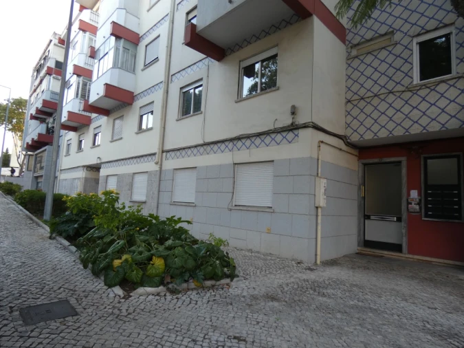 Apartamento T3 para Venda em Venteira Foto 23