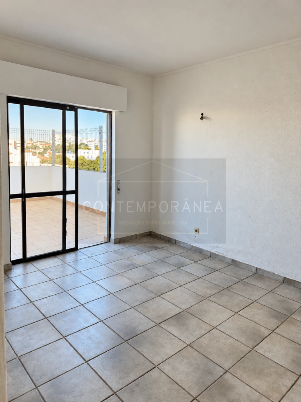 Apartamento T4 para Venda em Albufeira e Olhos de Água Foto 9