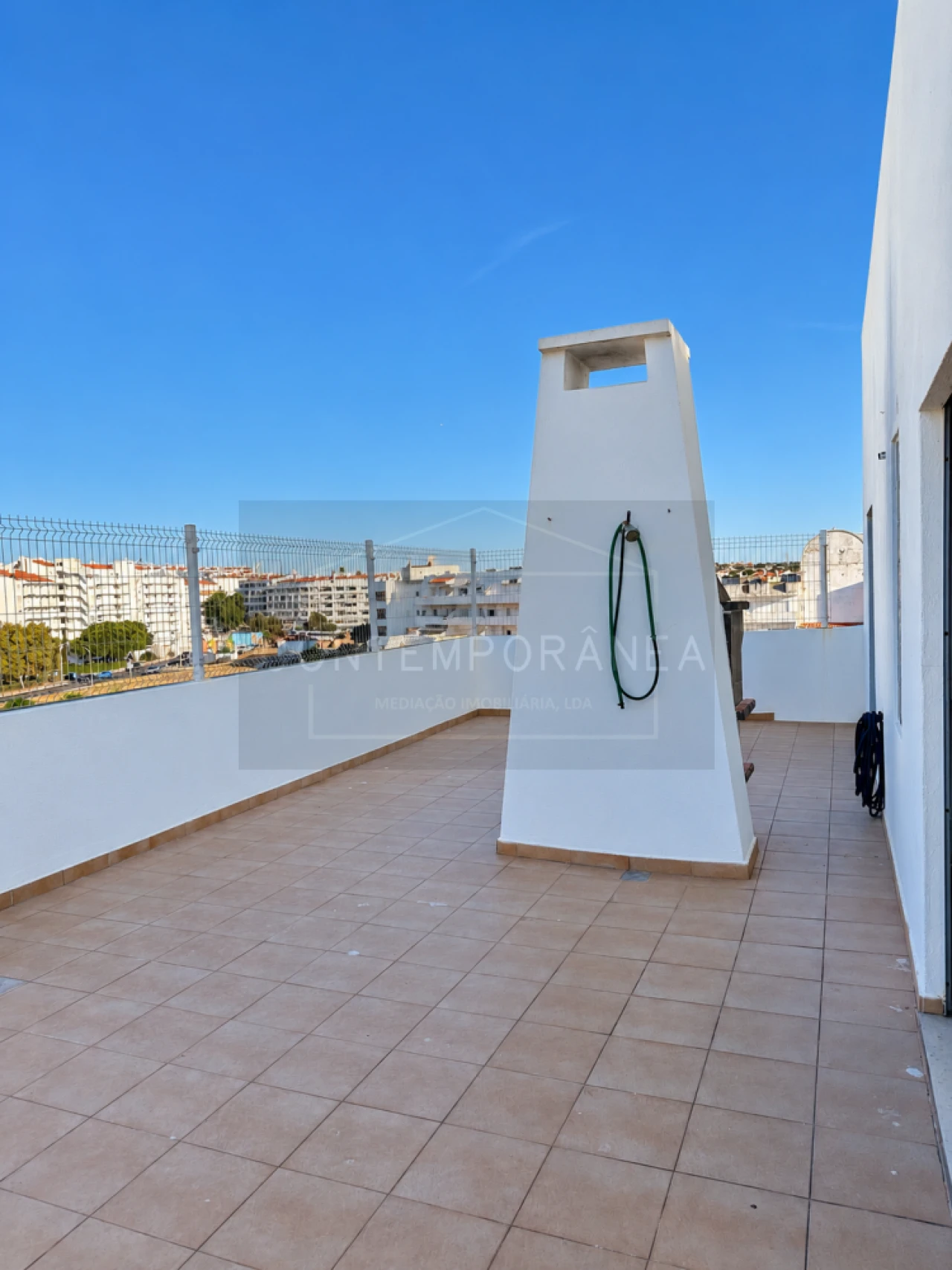 Apartamento T4 para Venda em Albufeira e Olhos de Água Foto 6