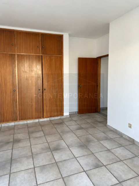 Apartamento T4 para Venda em Albufeira e Olhos de Água
