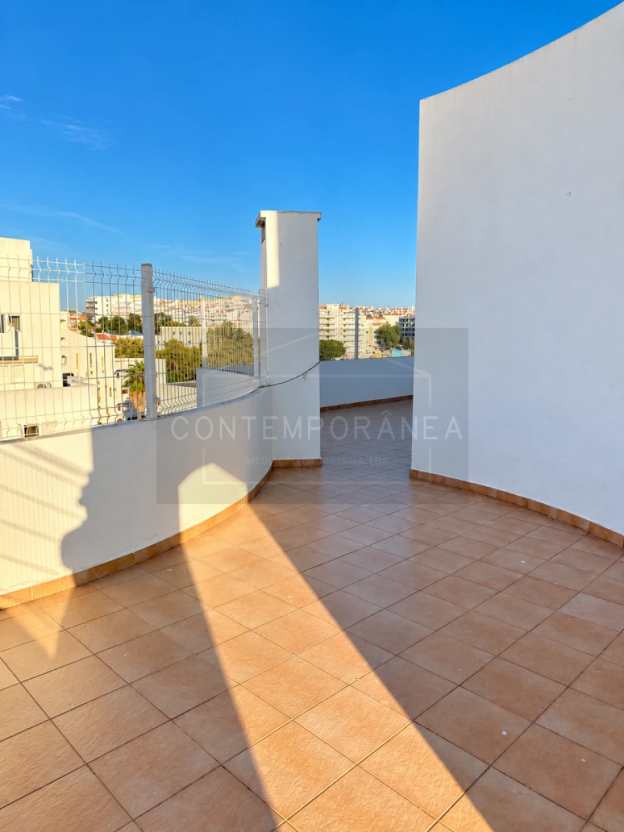 Apartamento T4 para Venda em Albufeira e Olhos de Água Foto 5