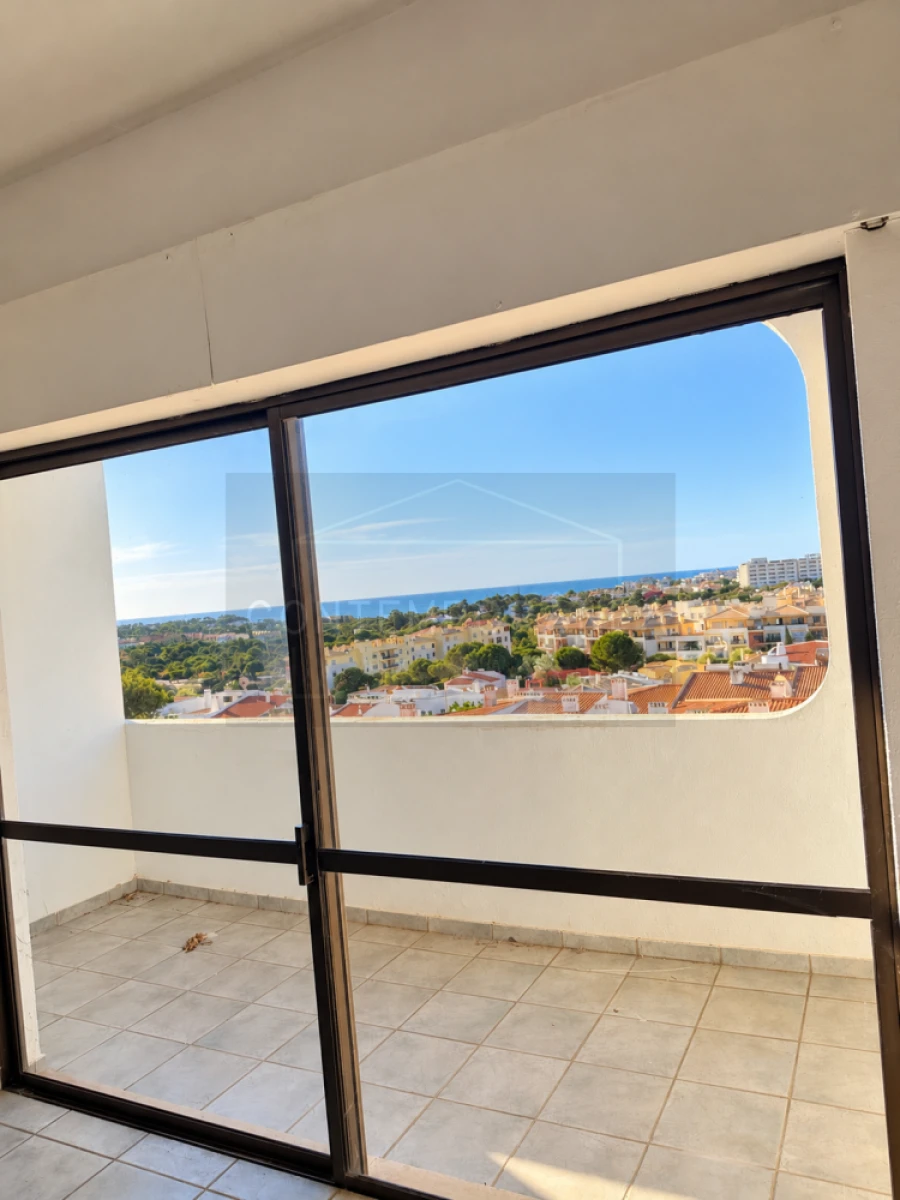 Apartamento T4 para Venda em Albufeira e Olhos de Água Foto 11