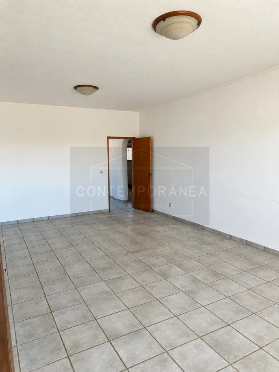 Apartamento T4 para Venda em Albufeira e Olhos de Água Foto 13