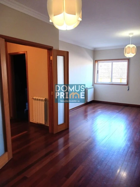 Apartamento T2 para Venda em São Vitor (Braga)