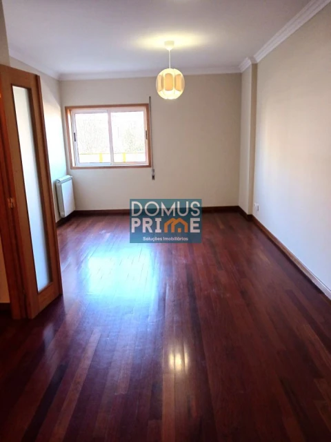 Apartamento T2 para Venda em São Vitor (Braga)