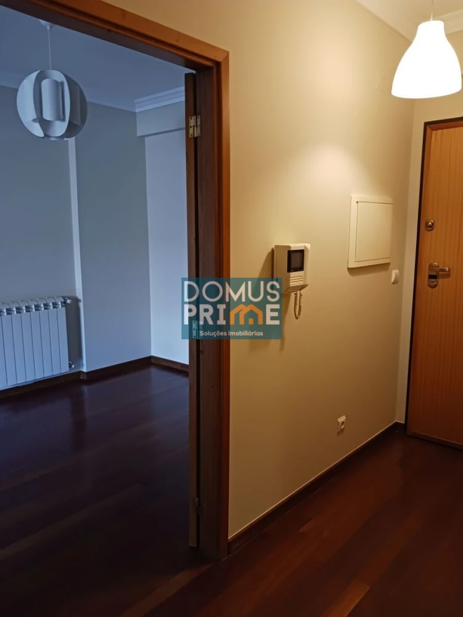 Apartamento T2 para Venda em São Vitor (Braga) Foto 9