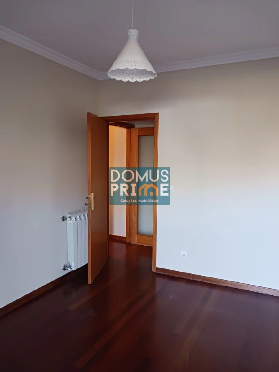 Apartamento T2 para Venda em São Vitor (Braga) Foto 13