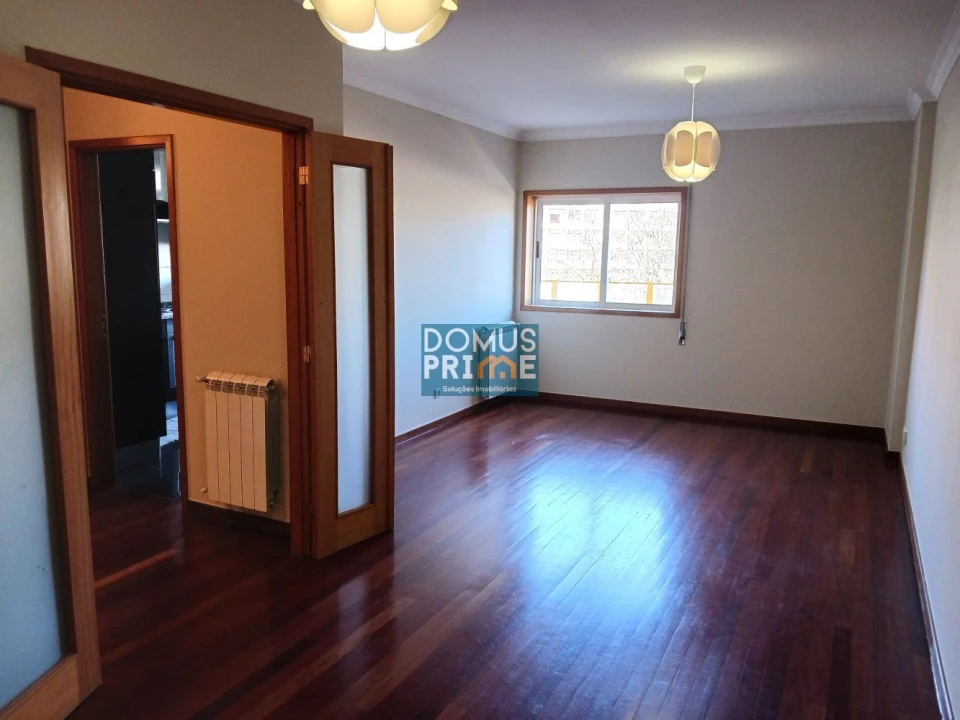 Apartamento T2 para Venda em São Vitor (Braga) Foto 6