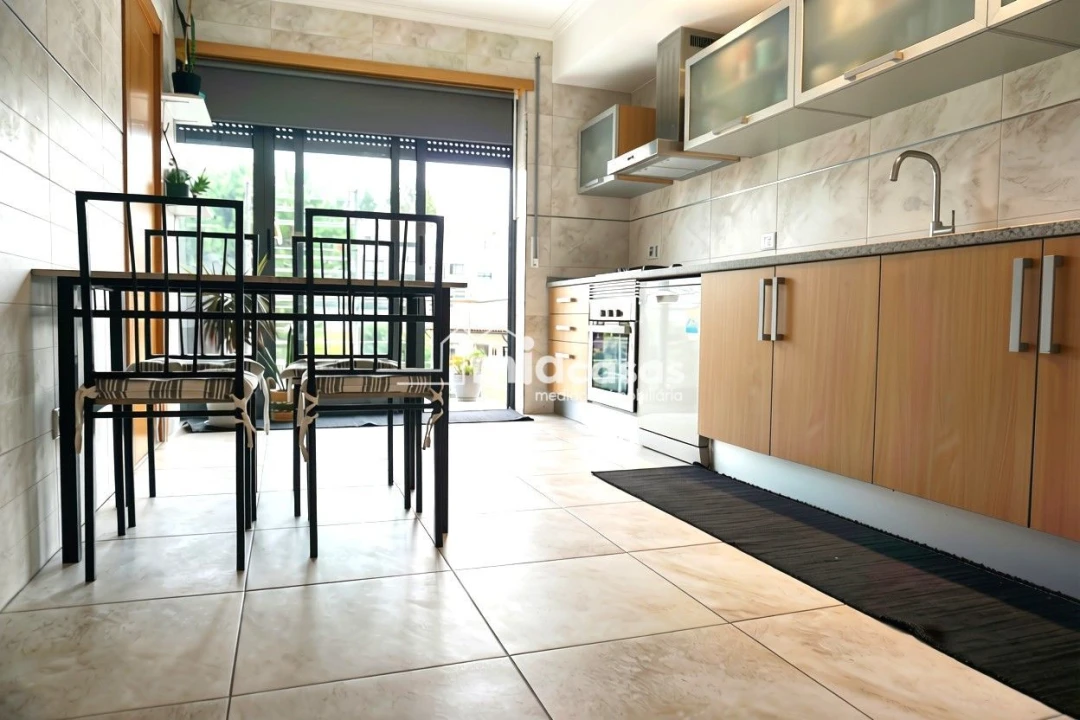 Apartamento T3 para Venda em Tamengos, Aguim e Óis do Bairro Foto 13