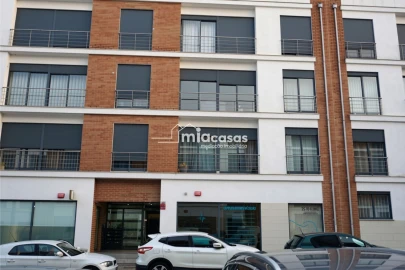 Apartamento T3 para Venda em Tamengos, Aguim e Óis do Bairro