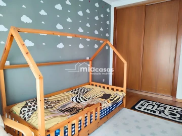 Apartamento T3 para Venda em Tamengos, Aguim e Óis do Bairro