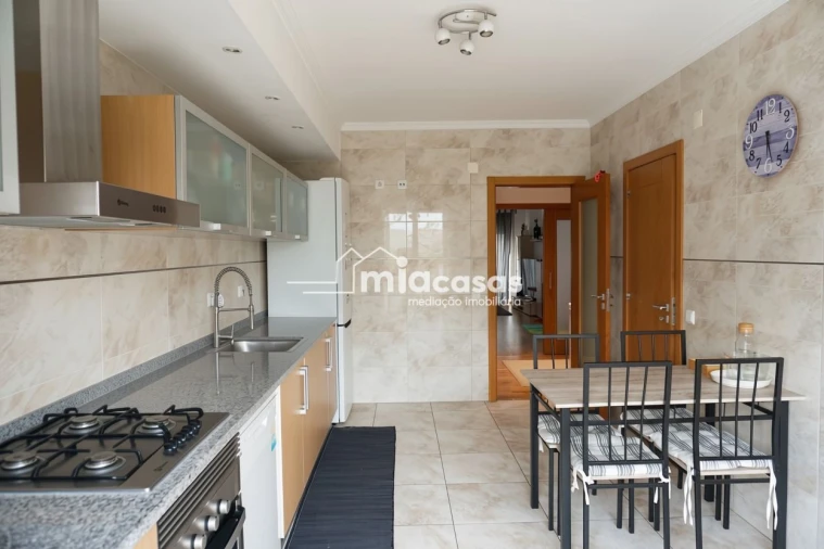 Apartamento T3 para Venda em Tamengos, Aguim e Óis do Bairro Foto 16