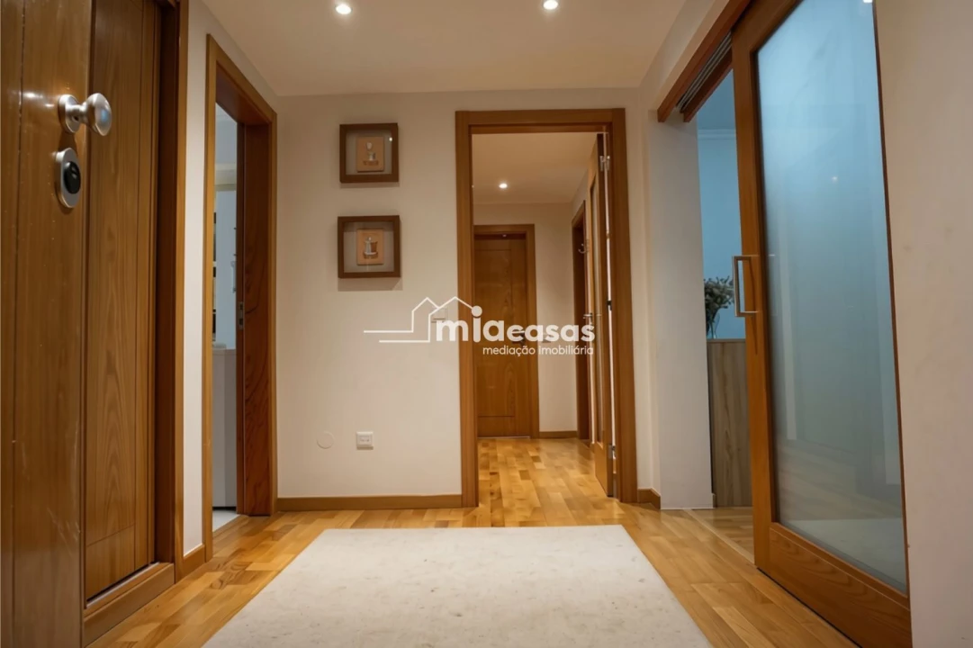 Apartamento T3 para Venda em Tamengos, Aguim e Óis do Bairro Foto 6