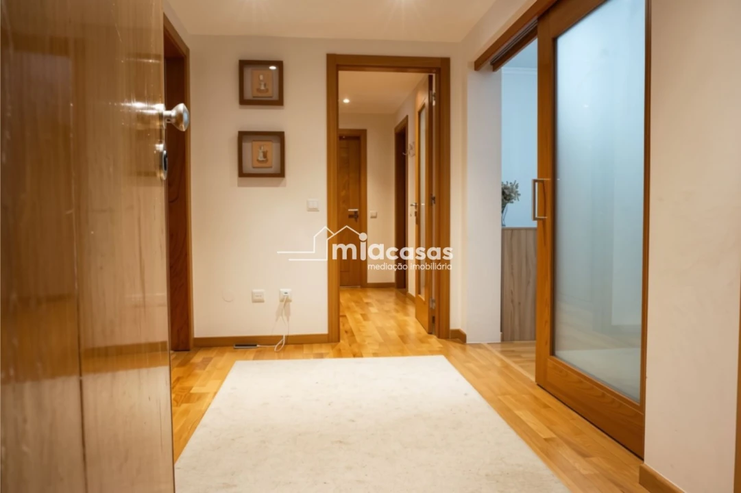 Apartamento T3 para Venda em Tamengos, Aguim e Óis do Bairro Foto 7